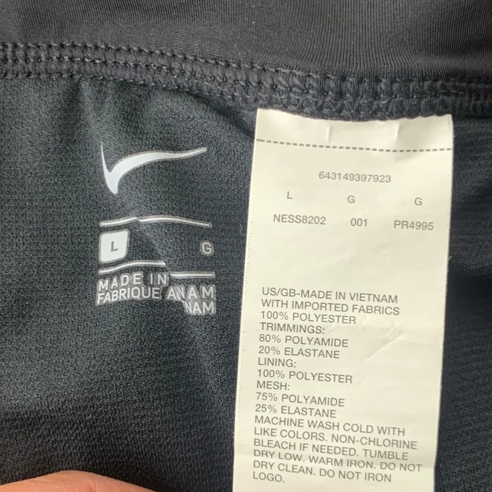 Nike Women Size Large Shorts‎ Black Athletic Running Swim Bottoms Board Liner